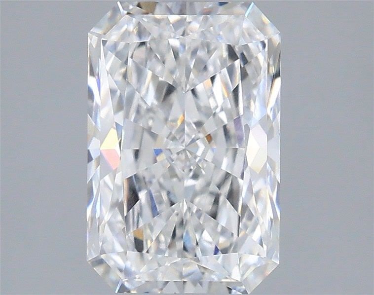 Loose Diamond - RADIANT 2.04ct D VVS1: Loose Diamond - RADIANT 2.04ct D VVS1 Source: This is a real non-mined Diamond that has been grown in a lab Shape: RADIANT Carats: 2.04 Color: D Clarity: VVS1 Certification: IGI Video:
