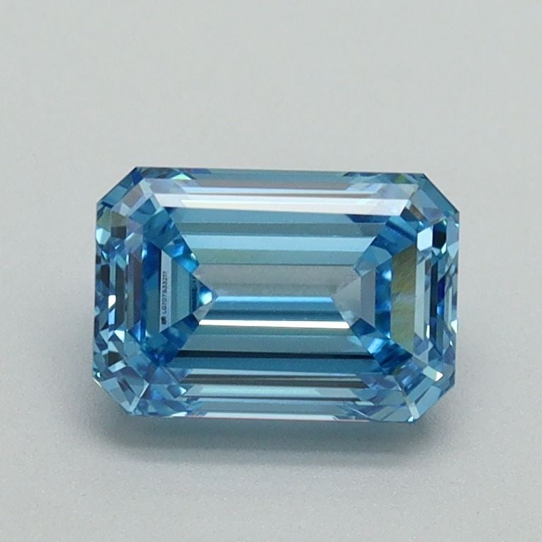 Loose Diamond - EMERALD 1.08ct Fancy Vivid Blue VS1: Loose Diamond - EMERALD 1.08ct Fancy Vivid Blue VS1 Source: This is a real non-mined Diamond that has been grown in a lab Shape: EMERALD Carats: 1.08 Color: Fancy Vivid Blue Certification: IGI Video: