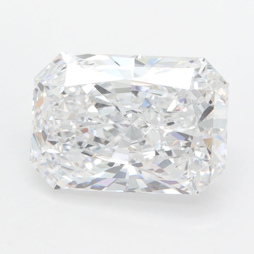 Loose Diamond - RADIANT 3.06ct D IF: Loose Diamond - RADIANT 3.06ct D IF Source: This is a real non-mined Diamond that has been grown in a lab Shape: RADIANT Carats: 3.06 Color: D Clarity: IF Certification: IGI Video: