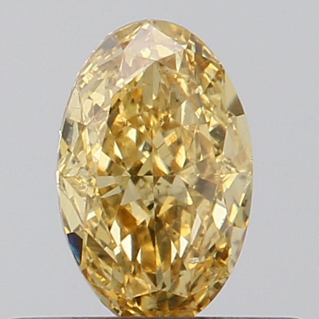 Loose Diamond - OVAL 0.45ct Fancy Vivid Yellow VS2: Loose Diamond - OVAL 0.45ct Fancy Vivid Yellow VS2 Source: This is a real non-mined Diamond that has been grown in a lab Shape: OVAL Carats: 0.45 Color: Fancy Vivid Yellow Certification: NONE Video: