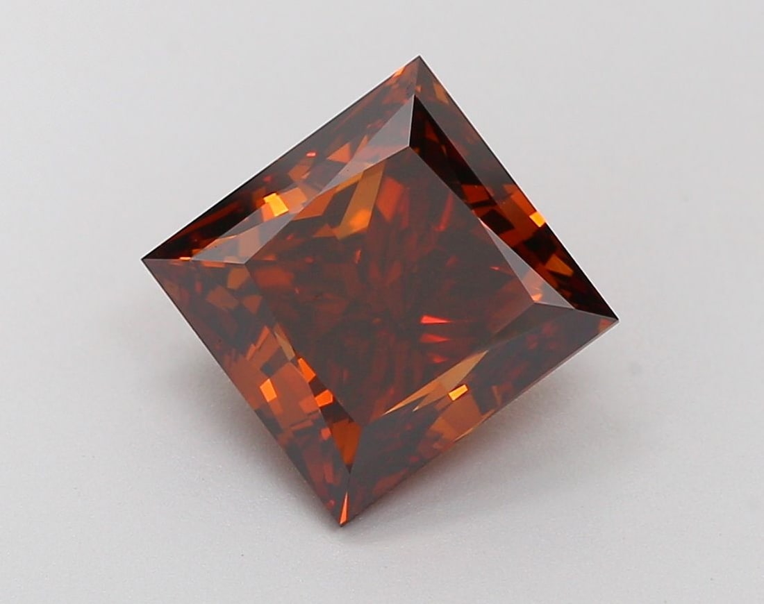 Loose Diamond - PRINCESS 4.0ct Fancy Deep Brownish Orange VS1: Loose Diamond - PRINCESS 4.0ct Fancy Deep Brownish Orange VS1 Source: This is a real non-mined Diamond that has been grown in a lab Shape: PRINCESS Carats: 4.0 Color: Fancy Deep Brownish Orange Certif