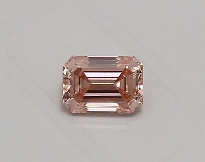Loose Diamond - EMERALD 0.43ct Fancy Vivid Pink VS2: Loose Diamond - EMERALD 0.43ct Fancy Vivid Pink VS2 Source: This is a real non-mined Diamond that has been grown in a lab Shape: EMERALD Carats: 0.43 Color: Fancy Vivid Pink Certification: IGI Video: