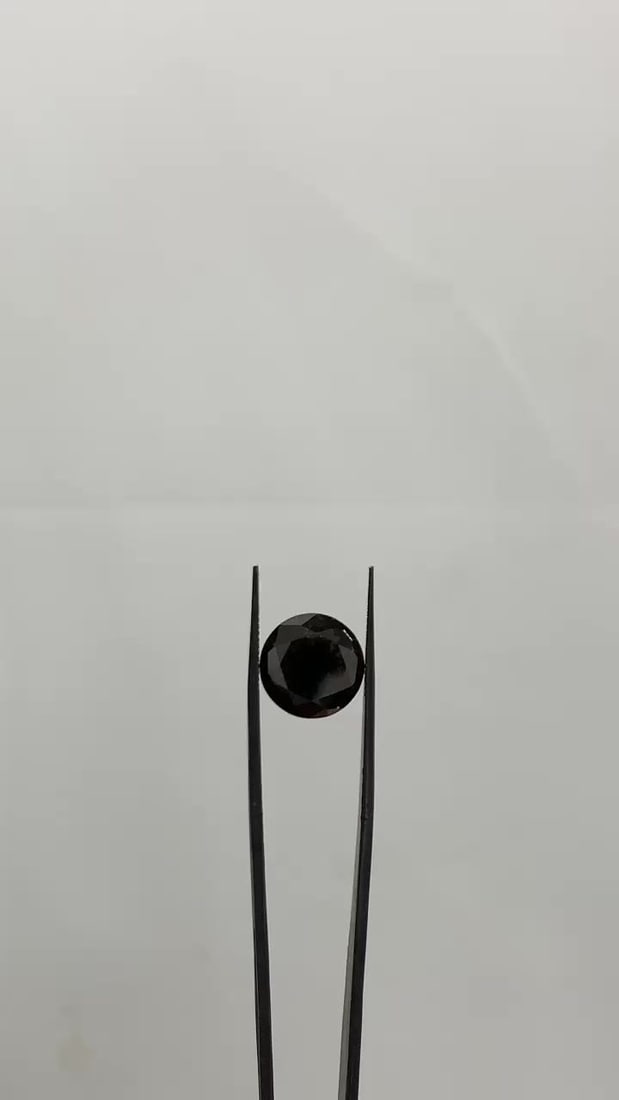 Loose Diamond - ROUND 9.76ct Fancy Black VVS2: Loose Diamond - ROUND 9.76ct Fancy Black VVS2 Source: Natural Shape: ROUND Carats: 9.76 Color: Fancy Black Certification: GIA Video: