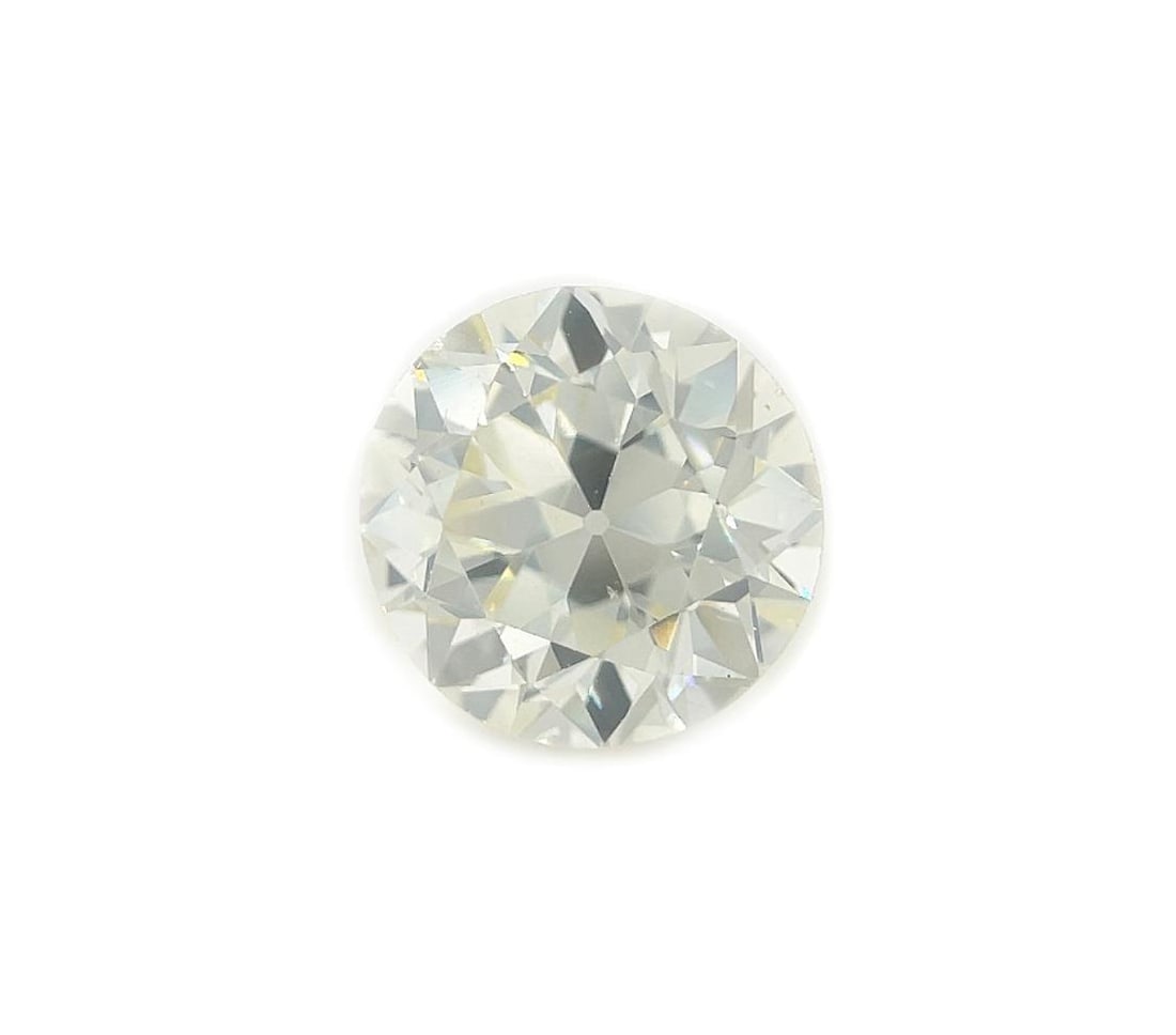 2.57 Carat Old European Cut Round Loose Diamond: 2.57 Carat Old European Cut Round Loose Diamond This stunning loose diamond features an authentic old European cut, weighing 2.57 carats. It is untreated and offers a beautiful blend of quality and el