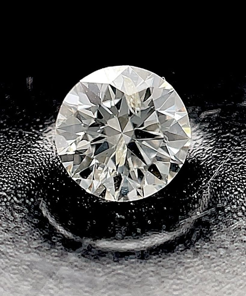 Loose Diamond - ROUND 0.31ct I I2: Loose Diamond - ROUND 0.31ct I I2 Source: Natural Shape: ROUND Carats: 0.31 Color: I Clarity: I2 Certification: GIA Video: