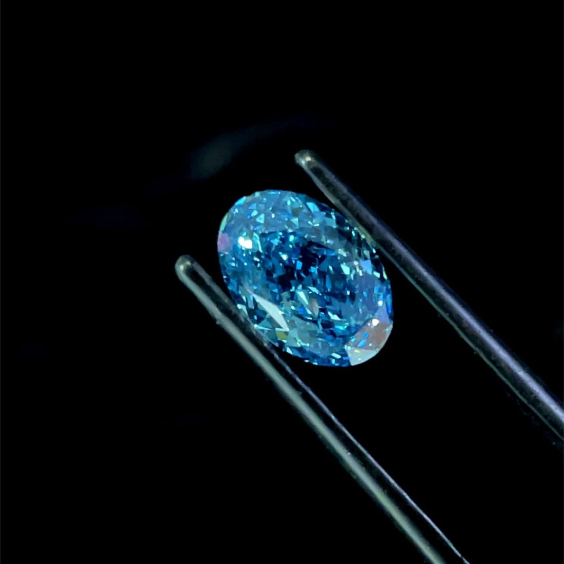 Loose Diamond - OVAL 2.0ct Blue VS2