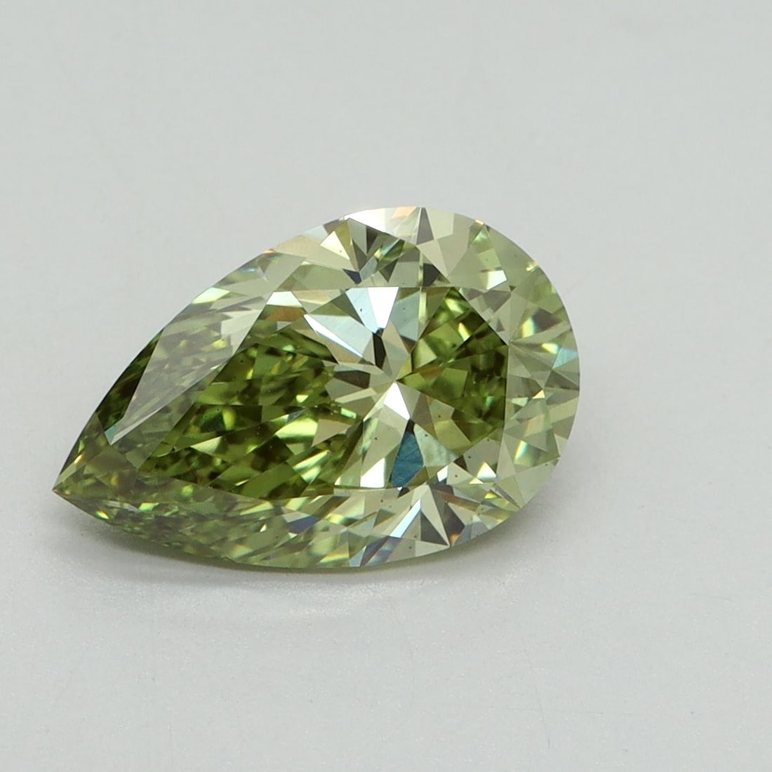 Loose Diamond - PEAR 2.13ct Fancy Vivid Green VS2