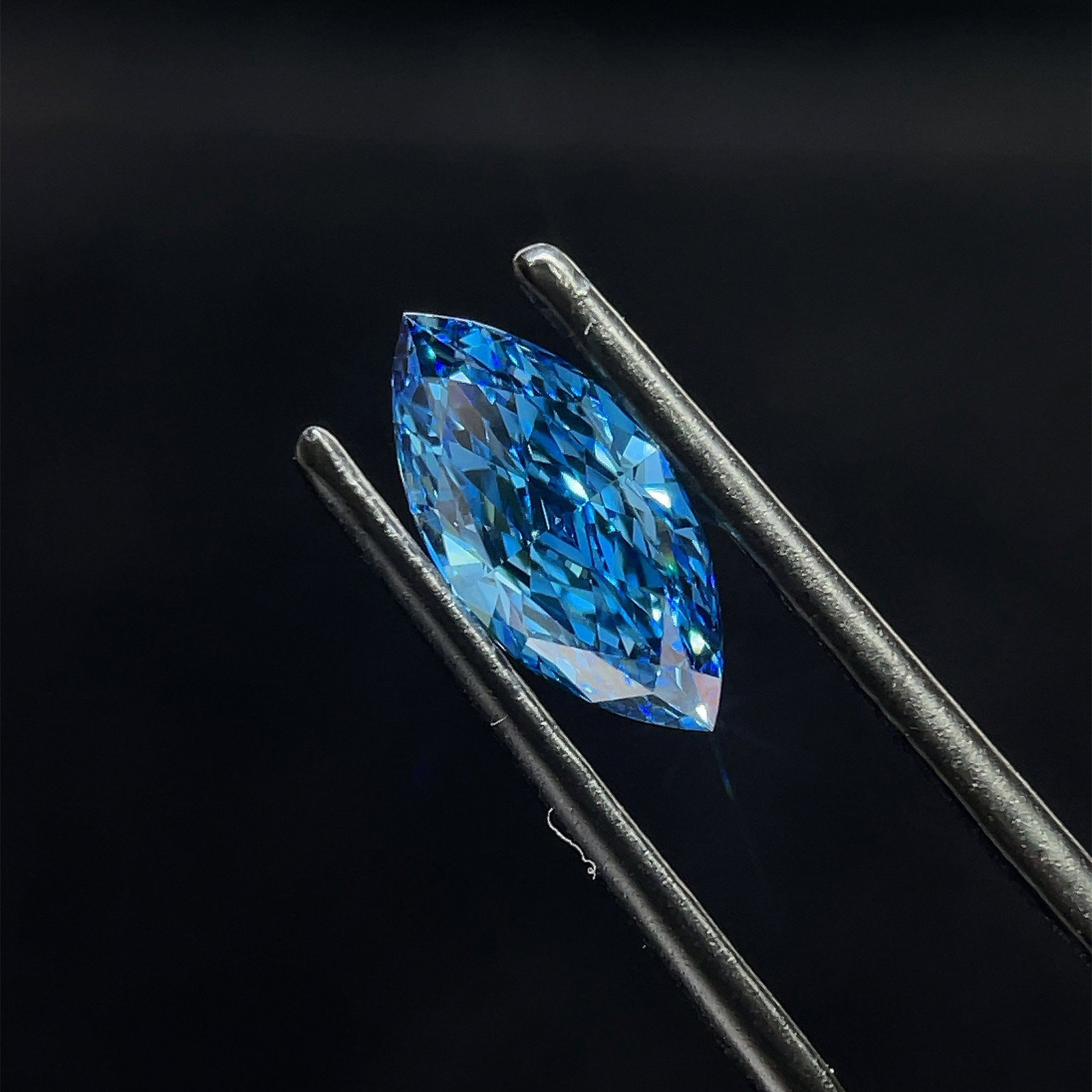 Loose Diamond - MARQUISE 1.22ct Blue VS2