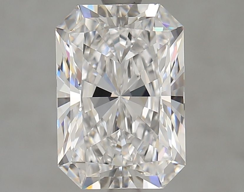Loose Diamond - RADIANT 3.02ct D IF: Loose Diamond - RADIANT 3.02ct D IF Source: This is a real non-mined Diamond that has been grown in a lab Shape: RADIANT Carats: 3.02 Color: D Clarity: IF Certification: GIA Video: