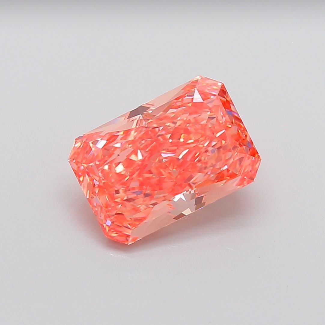 Loose Diamond - RADIANT 6.07ct Fancy Vivid Orangey Pink VS1: Loose Diamond - RADIANT 6.07ct Fancy Vivid Orangey Pink VS1 Source: This is a real non-mined Diamond that has been grown in a lab Shape: RADIANT Carats: 6.07 Color: Fancy Vivid Orangey Pink Certificat
