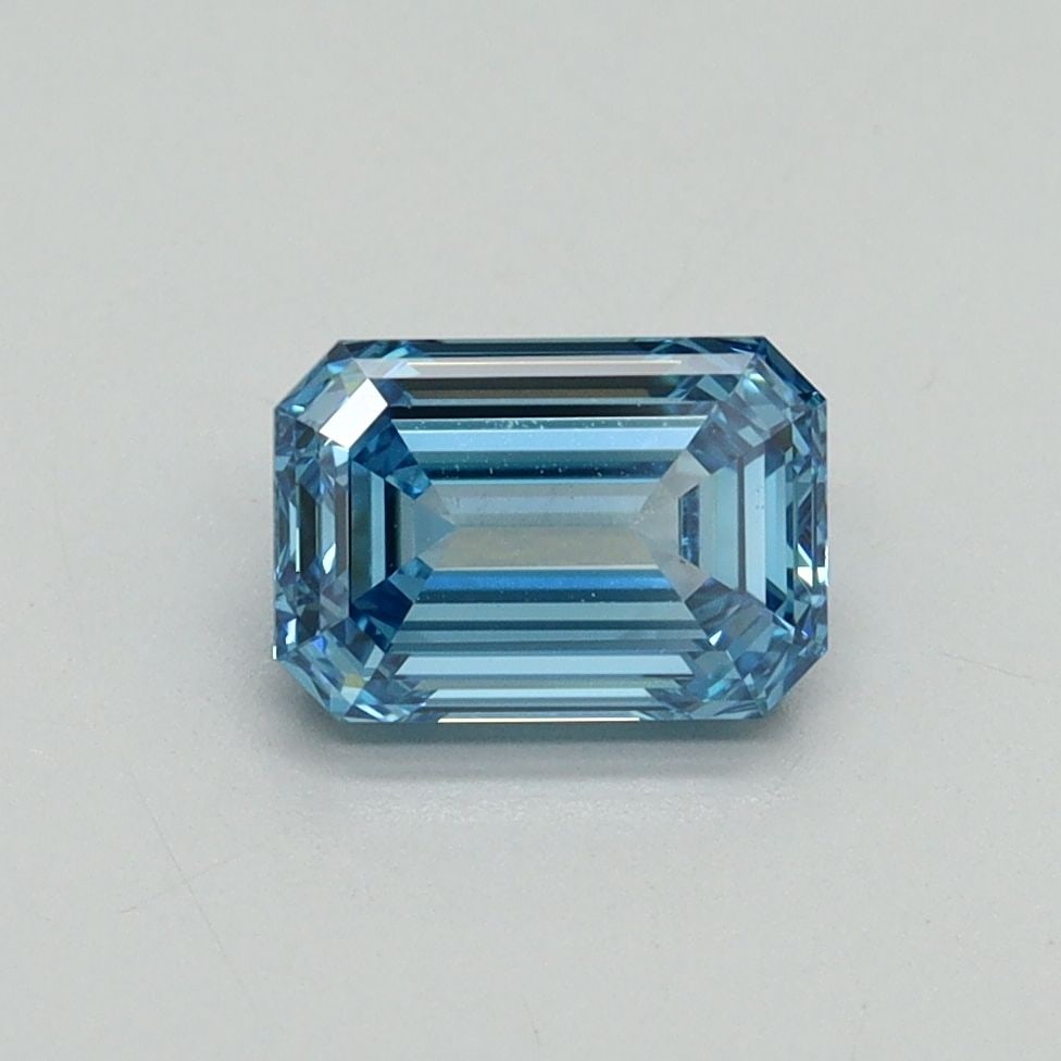 Loose Diamond - EMERALD 1.04ct Fancy Vivid Blue VS1: Loose Diamond - EMERALD 1.04ct Fancy Vivid Blue VS1 Source: This is a real non-mined Diamond that has been grown in a lab Shape: EMERALD Carats: 1.04 Color: Fancy Vivid Blue Certification: IGI Video: