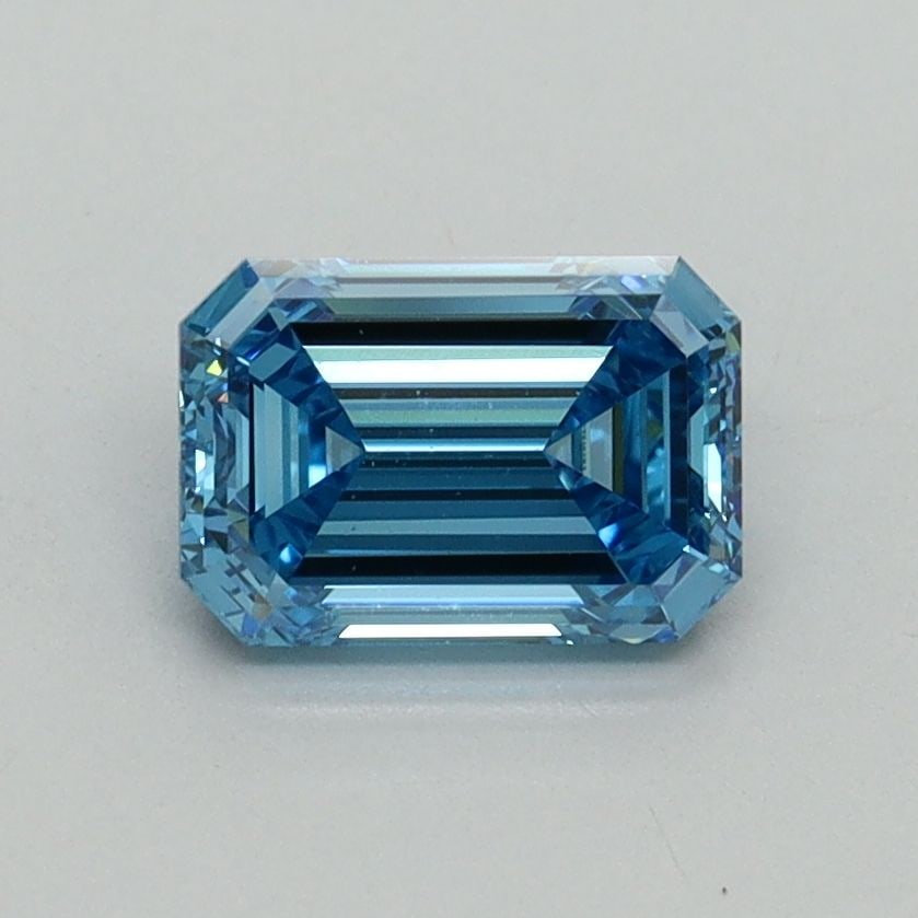 Loose Diamond - EMERALD 1.01ct Fancy Vivid Blue VS1: Loose Diamond - EMERALD 1.01ct Fancy Vivid Blue VS1 Source: This is a real non-mined Diamond that has been grown in a lab Shape: EMERALD Carats: 1.01 Color: Fancy Vivid Blue Certification: IGI Video: