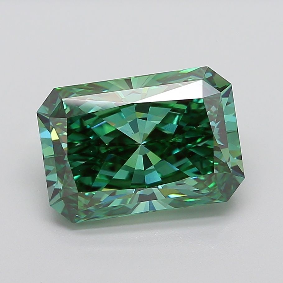 Loose Diamond - RADIANT 7.07ct Fancy Vivid Green VS1: Loose Diamond - RADIANT 7.07ct Fancy Vivid Green VS1 Source: This is a real non-mined Diamond that has been grown in a lab Shape: RADIANT Carats: 7.07 Color: Fancy Vivid Green Certification: IGI Video
