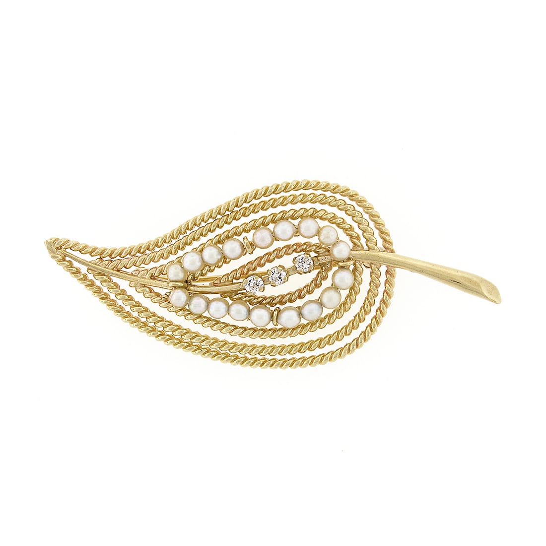 Vintage 14k Yellow Gold Diamond Pearl Twisted Leaf Brooch Pin: Vintage 14k Yellow Gold Diamond Pearl Twisted Leaf Brooch Pin This exquisite vintage brooch pin is crafted from solid 14k yellow gold and showcases a stunning open leaf design with concentric twisted 