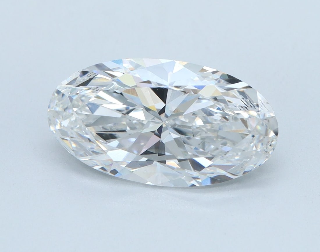 Loose Diamond - OVAL 2.42ct E VVS2: Loose Diamond - OVAL 2.42ct E VVS2 Source: This is a real non-mined Diamond that has been grown in a lab Shape: OVAL Carats: 2.42 Color: E Clarity: VVS2 Certification: IGI Video: Video Link The