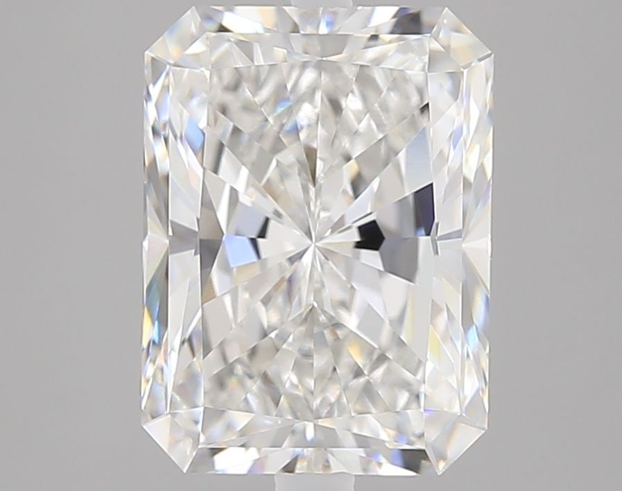 Loose Diamond - RADIANT 4.01ct E IF: Loose Diamond - RADIANT 4.01ct E IF Source: This is a real non-mined Diamond that has been grown in a lab Shape: RADIANT Carats: 4.01 Color: E Clarity: IF Certification: IGI Video: