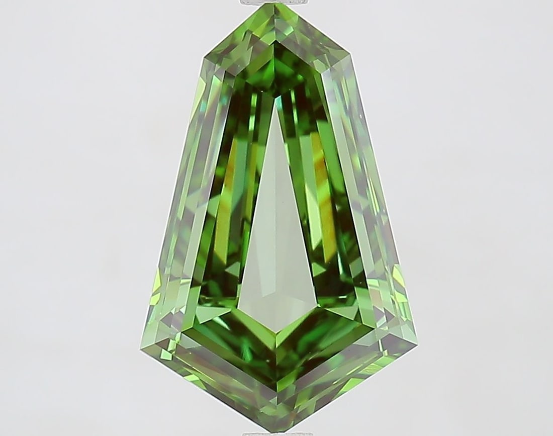 Loose Diamond - HEXAGONAL 3.32ct Fancy Vivid Green VS1: Loose Diamond - HEXAGONAL 3.32ct Fancy Vivid Green VS1 Source: This is a real non-mined Diamond that has been grown in a lab Shape: HEXAGONAL Carats: 3.32 Color: Fancy Vivid Green Certification: IGI V