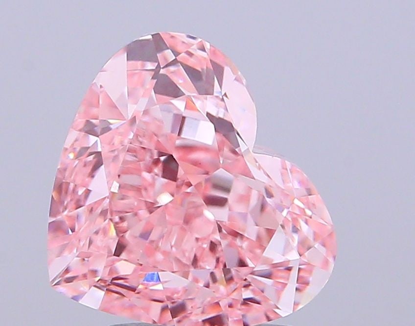 Loose Diamond - HEART 4.06ct Fancy Vivid Pink VVS2: Loose Diamond - HEART 4.06ct Fancy Vivid Pink VVS2 Source: This is a real non-mined Diamond that has been grown in a lab Shape: HEART Carats: 4.06 Color: Fancy Vivid Pink Certification: IGI The Diamon