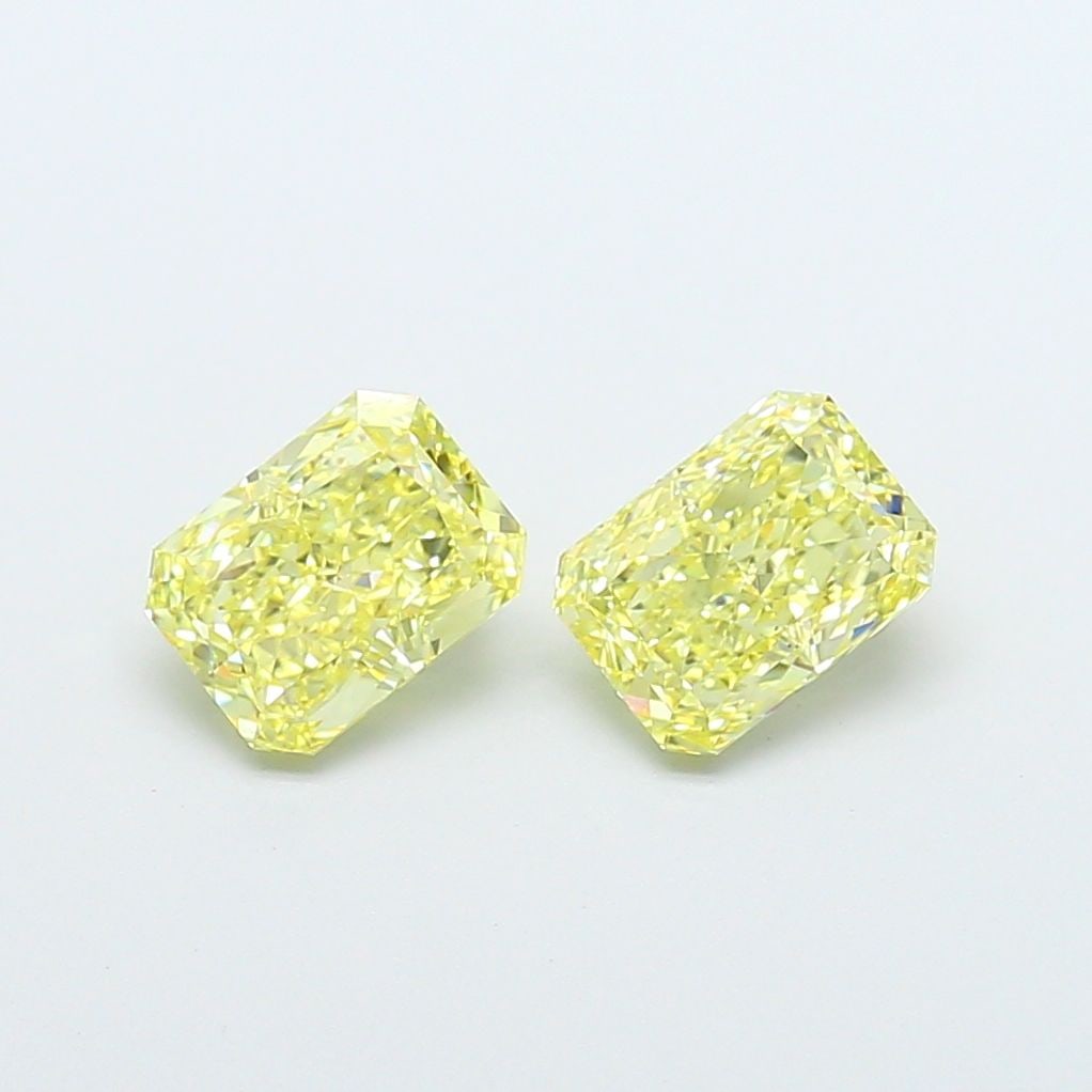 Loose Diamond - RADIANT 1.17ct Fancy Yellow VVS2: Loose Diamond - RADIANT 1.17ct Fancy Yellow VVS2 Source: This is a real non-mined Diamond that has been grown in a lab Shape: RADIANT Carats: 1.17 Color: Fancy Yellow Certification: IGI Video: