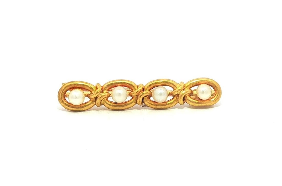 French Art Nouveau 18k Yellow Gold Bar Brooch with 4 Seed Pearls: French Art Nouveau 18k Yellow Gold Bar Brooch with 4 Seed Pearls Antique Art Nouveau bar pin brooch crafted in solid 18k yellow gold with a 22k gold wash, featuring a knotted design accented by four n