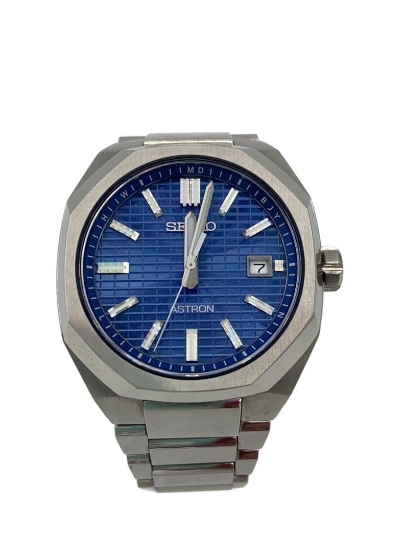 Seiko Astron stainless steel blue men's wristwatch: Seiko Astron stainless steel blue men's wristwatch This Seiko Astron 7B72-0AF0 men's wristwatch features a blue dial and is crafted from stainless steel. Made in Japan, it is designed for men and show