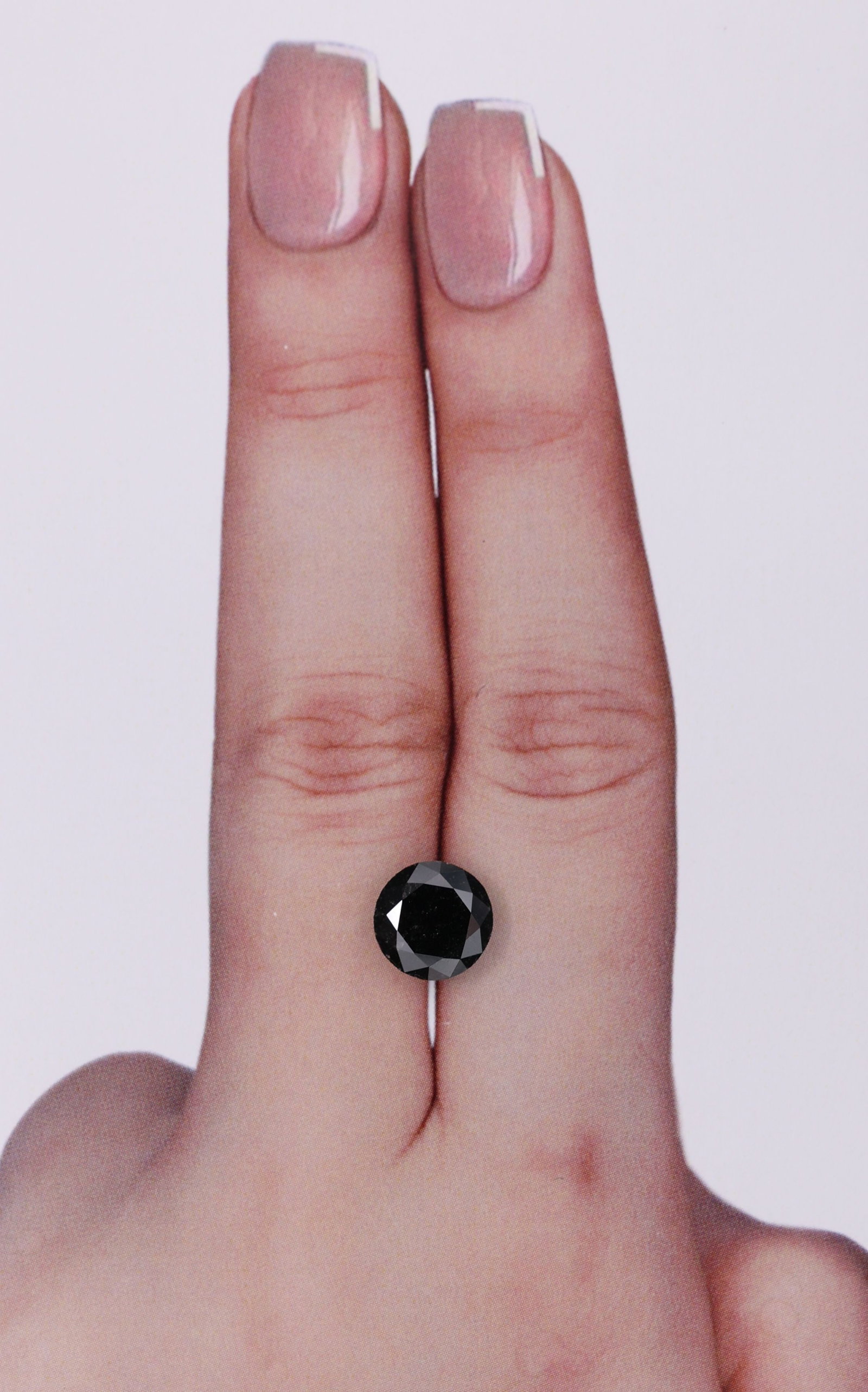 Loose Diamond - ROUND 1.69ct Fancy Black VVS2: Loose Diamond - ROUND 1.69ct Fancy Black VVS2 Source: Natural Shape: ROUND Carats: 1.69 Color: Fancy Black Certification: GIA Video: