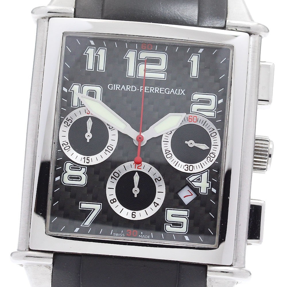 Girard Perregaux Vintage 1945 XXL Chronograph Automatic Watch 25840: Girard Perregaux Vintage 1945 XXL Chronograph Automatic Watch 25840 This Girard Perregaux Vintage 1945 XXL Chronograph is a pre-owned men's wristwatch featuring a stainless steel case and a black dial