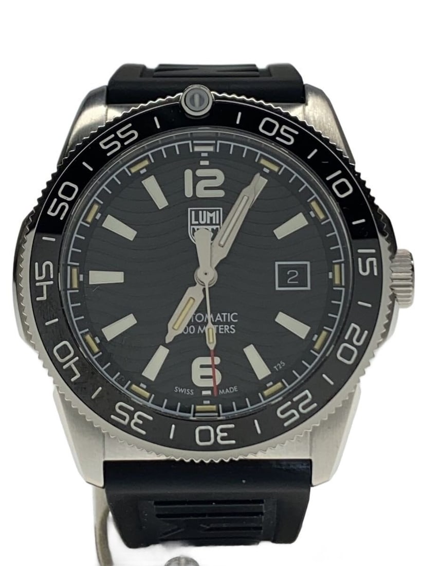 LUMINOX Pacific Diver 3100 Automatic Men's Wristwatch (1 of 8)