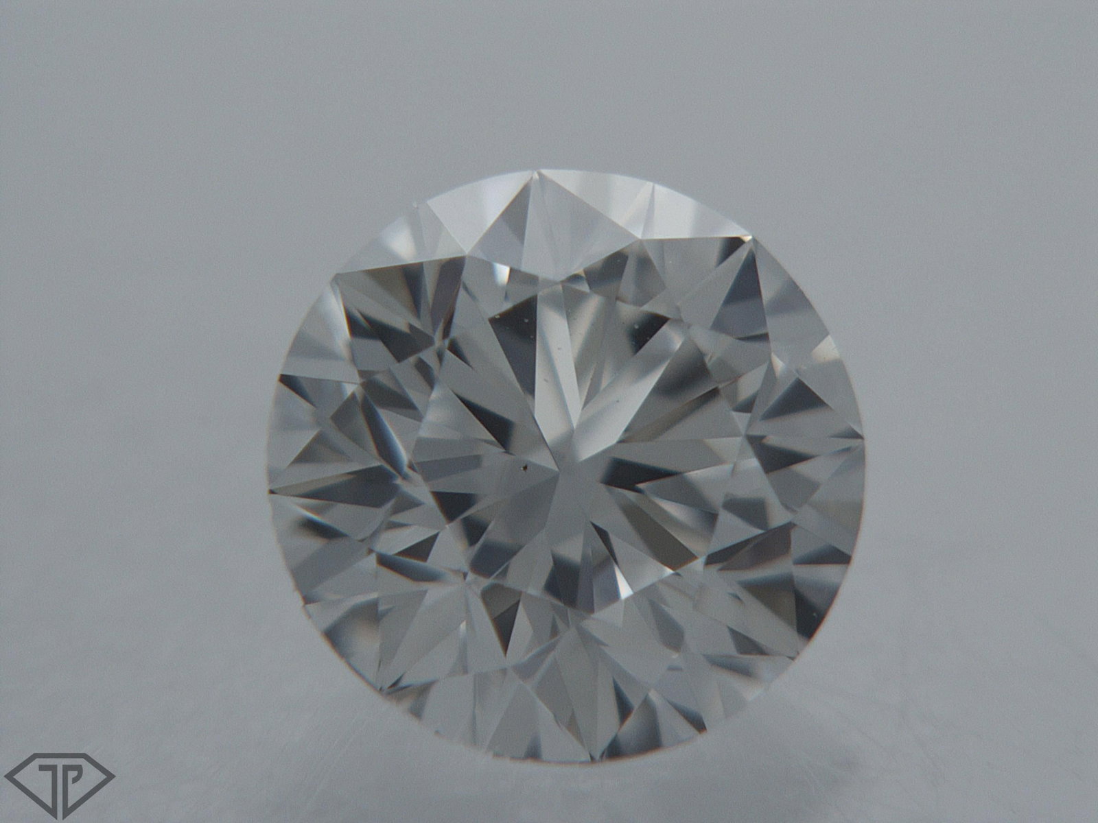 Loose Diamond - ROUND 0.5ct L SI2: Loose Diamond - ROUND 0.5ct L SI2 Source: Natural Shape: ROUND Carats: 0.5 Color: L Clarity: SI2 Certification: GIA The Diamond Depot Guarantee: All items in this auction are guaranteed to be 100% aut