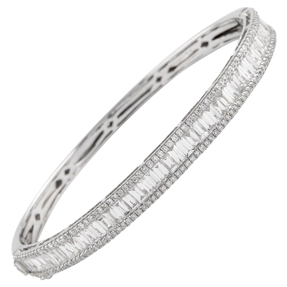 3.78ct Baguette Diamond Bangle 18k White Gold: 3.78ct Baguette Diamond Bangle 18k White Gold This exquisite modern bangle features a stunning array of 191 baguette and round cut diamonds totaling 3.78 carats, showcasing approximately G/H color and