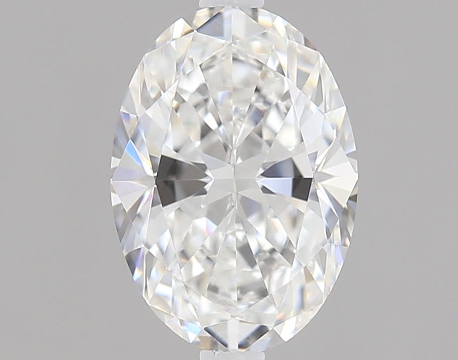 Loose Diamond - OVAL 1.01ct E VVS1: Loose Diamond - OVAL 1.01ct E VVS1 Source: Natural Shape: OVAL Carats: 1.01 Color: E Clarity: VVS1 Certification: GIA Video: