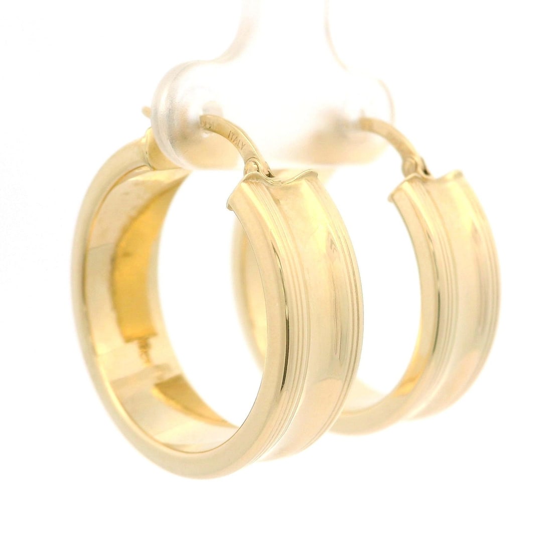 New 14k Yellow Gold Textured Hoop Earrings with Snap Closures: New 14k Yellow Gold Textured Hoop Earrings with Snap Closures Elevate your style with these classy concave textured hoop earrings, crafted from solid 14k yellow gold. Designed with secure snap closure