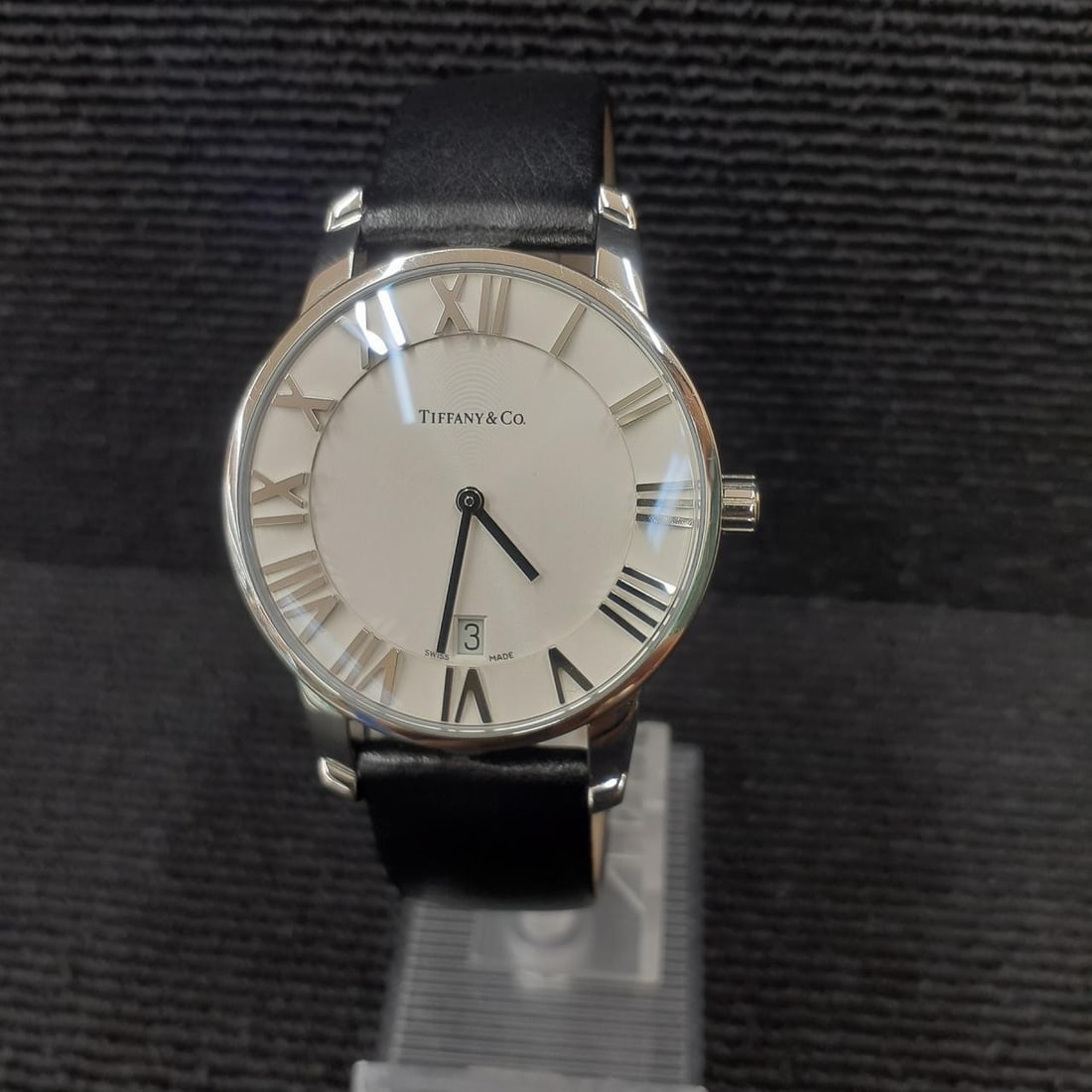 Mens Swiss Quartz Wristwatch Tiffany and Co Atlas Dome T1736 (1 of 15)