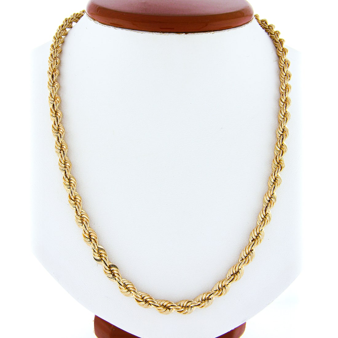 Classic 14K Yellow Gold 20 Inch 5.7mm Thick Rope Link Chain Necklace: Classic 14K Yellow Gold 20 Inch 5.7mm Thick Rope Link Chain Necklace Crafted from solid 14K yellow gold, this classic rope link chain necklace features a polished finish that exudes elegance. Measurin