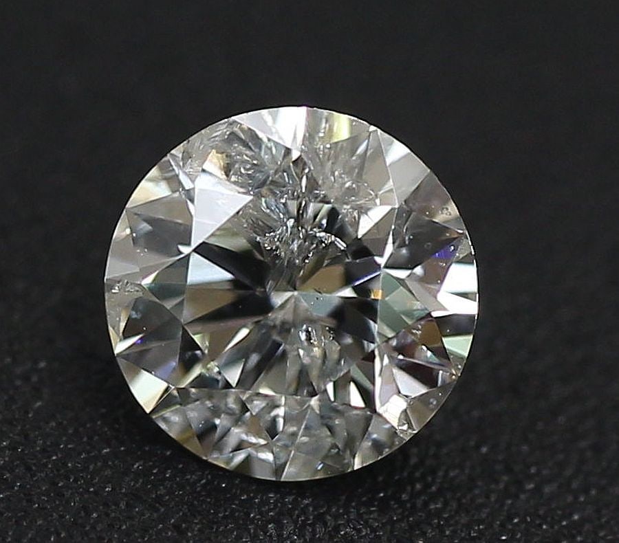 Loose Diamond - ROUND 0.4ct H I2: Loose Diamond - ROUND 0.4ct H I2 Source: Natural Shape: ROUND Carats: 0.4 Color: H Clarity: I2 Certification: NONE The Diamond Depot Guarantee: All items in this auction are guaranteed to be 100% auth