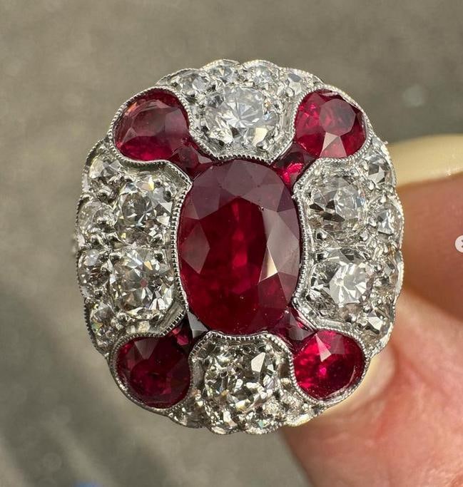 Antique Art Deco Platinum GIA Burma Ruby Diamond Statement Ring 3.55ct: Antique Art Deco Platinum GIA Burma Ruby Diamond Statement Ring 3.55ct This stunning Antique Art Deco ring showcases a luxurious design crafted in solid platinum. At its center lies a vivid red natura