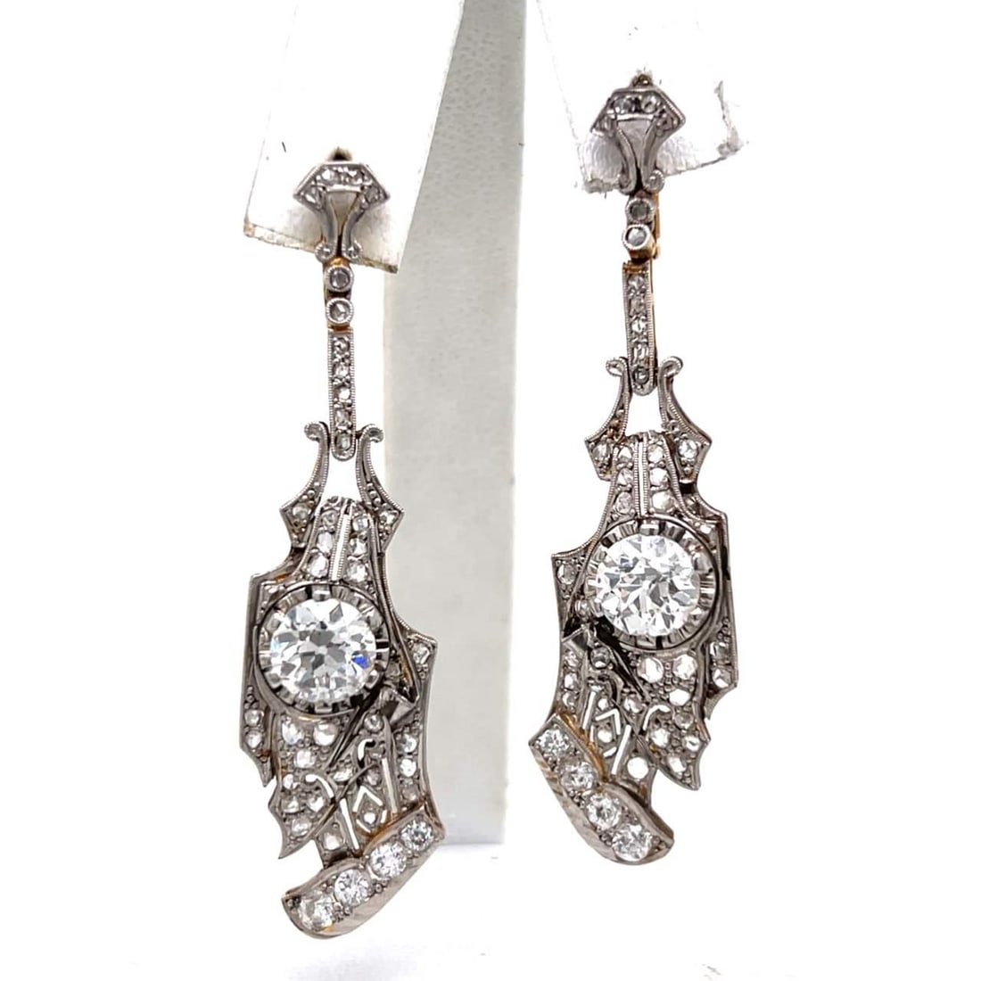 Antique 18K Platinum Diamond Earrings 5.30 Ct European-cut 2.25 Inch: Antique 18K Platinum Diamond Earrings 5.30 Ct European-cut 2.25 Inch Discover these exquisite Antique 18K and Platinum Diamond Earrings, a stunning addition to any jewelry collection. These earrings f