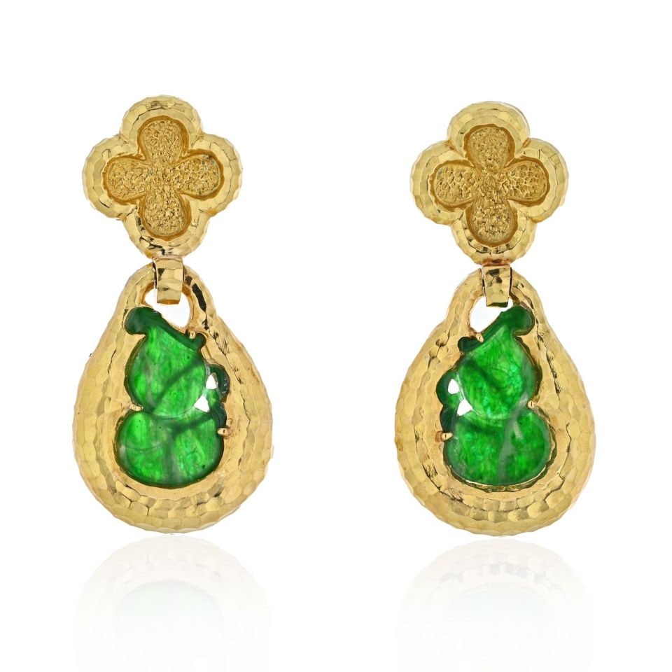 David Webb Platinum 18K Yellow Gold Jade Clip-On Teardrop Earrings: David Webb Platinum 18K Yellow Gold Jade Clip-On Teardrop Earrings Elevate your accessory collection with these stunning David Webb clip-on earrings. Crafted from a luxurious combination of platinum a