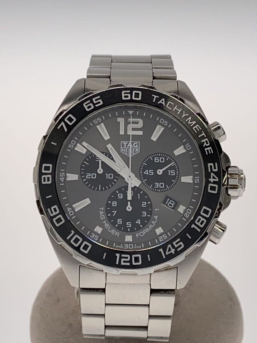 TAG Heuer Formula 1 CAZ1011.BA0842 Men's Chronograph Watch: TAG Heuer Formula 1 CAZ1011.BA0842 Men's Chronograph Watch This TAG Heuer Formula 1 Chronograph CAZ1011.BA0842 is a Swiss-made men's wristwatch featuring a robust stainless steel design. The watch dis