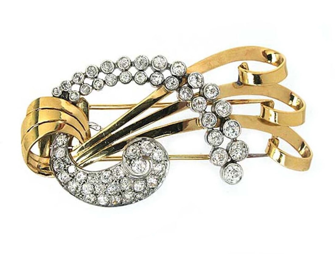 Vintage 18k Yellow White Gold Brooch and Dangle Earrings Diamond Set: Vintage 18k Yellow White Gold Brooch and Dangle Earrings Diamond Set This vintage fine jewelry set includes a matching brooch and pair of dangle/drop earrings crafted in 18k yellow and white gold. The