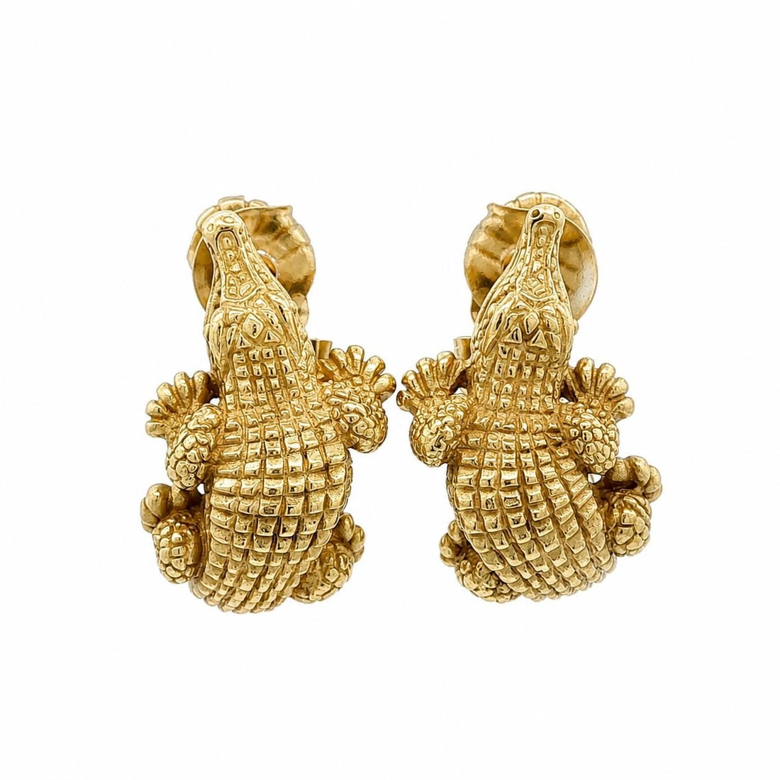 Kieselstein 18k Yellow Gold Alligator Earrings Textured 1997: Kieselstein 18k Yellow Gold Alligator Earrings Textured 1997 Kieselstein Cord alligator earrings crafted in solid 18k yellow gold with a detailed textured finish. Dated 1997, this pierced pair feature