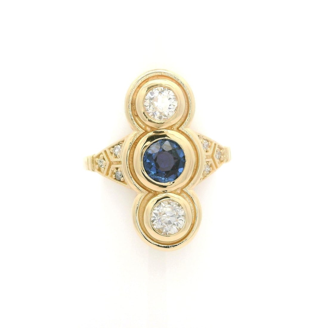 GIA Certified Montana Sapphire Diamond Ring 14k Yellow Gold Size 6.5: GIA Certified Montana Sapphire Diamond Ring 14k Yellow Gold Size 6.5 This women's ring features a vivid blue, natural Montana sapphire in an old round brilliant step cut, bezel set in solid 14k yellow