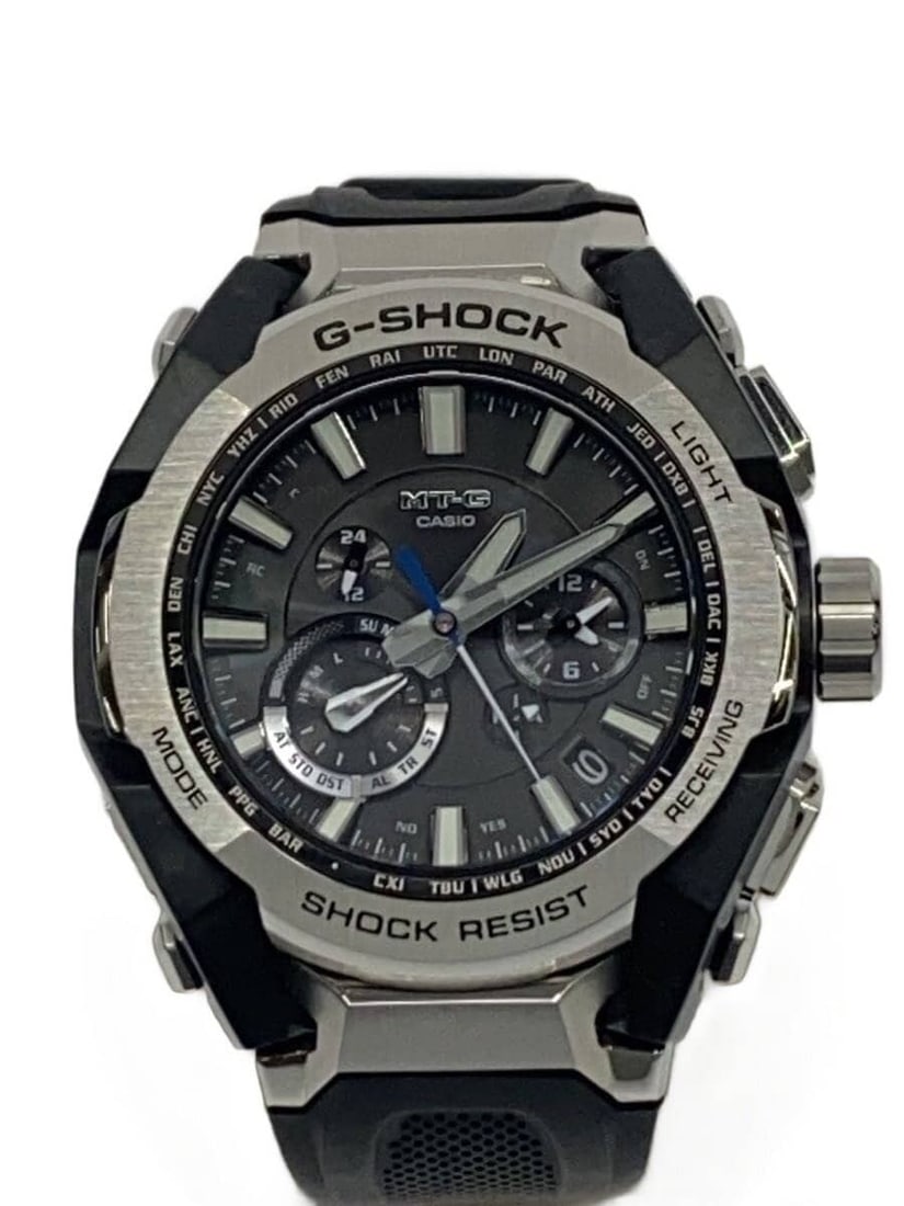 CASIO MTG B4000 1AJF black rubber men's wristwatch: CASIO MTG B4000 1AJF black rubber men's wristwatch This CASIO G-SHOCK MT-G Series wristwatch, model MTG-B4000-1AJF, features a robust dual core guard structure. Designed for men, it has a black rubber