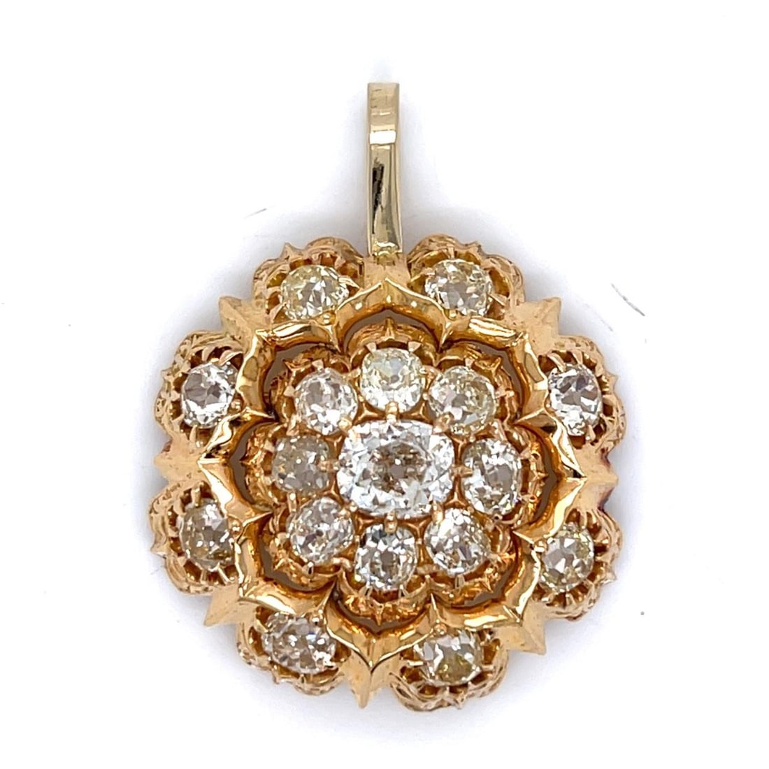 Antique 18K Yellow Gold Diamond Pendant 1.10 Ct Center Stone: Antique 18K Yellow Gold Diamond Pendant 1.10 Ct Center Stone This exquisite antique pendant features a stunning 18K yellow gold design, showcasing a central approximate 1.10 Ct Old Mine diamond with I