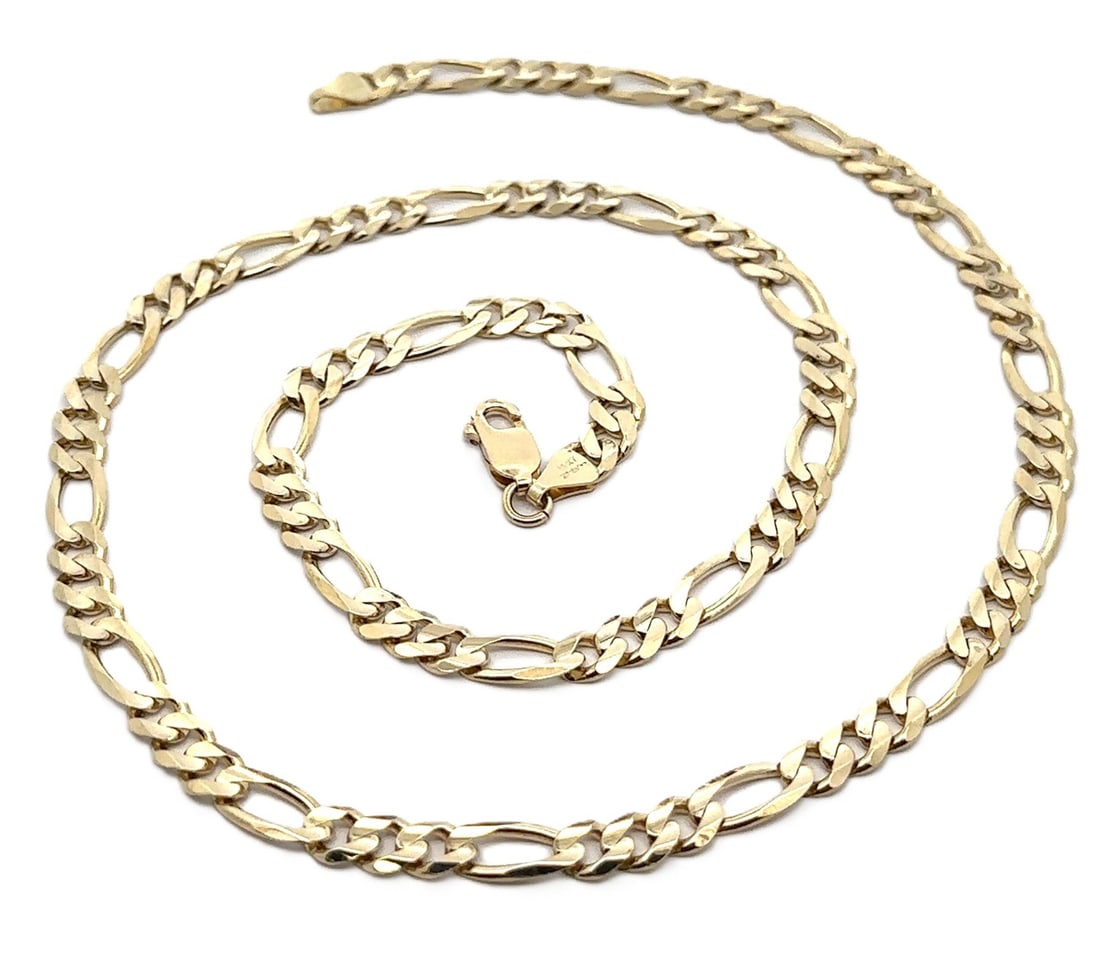 Classic 14k Yellow Gold 22 Inch Figaro Link Chain Necklace: Classic 14k Yellow Gold 22 Inch Figaro Link Chain Necklace Discover the elegance of this classic Figaro link chain necklace, crafted from solid 14k yellow gold. Sourced from Italy, this exquisite piec
