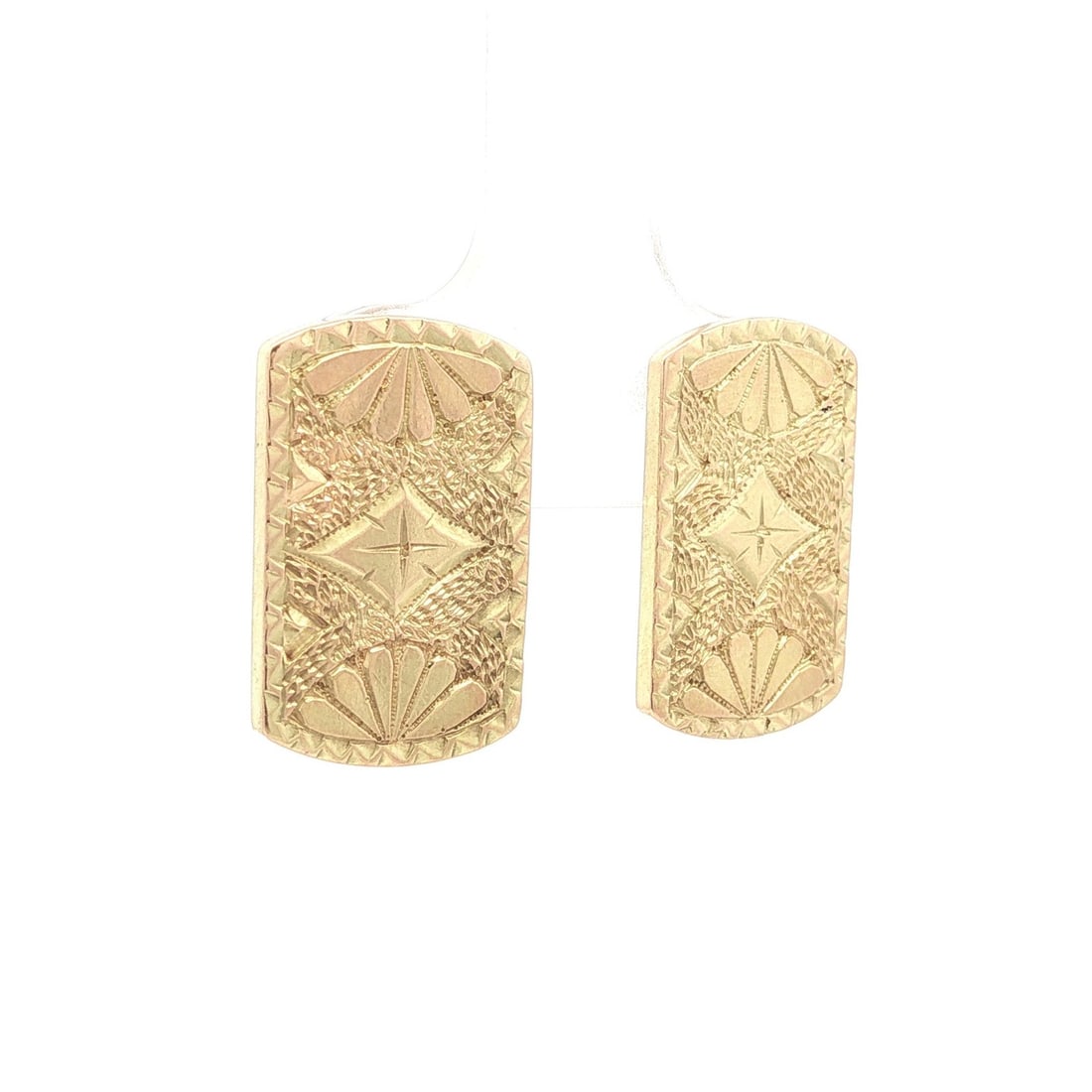 Vintage 14k Yellow Gold Textured Disc Drop Earrings: Vintage 14k Yellow Gold Textured Disc Drop Earrings These exquisite vintage drop earrings are crafted from solid 14k yellow gold, showcasing an engraved textured disc panel design. The earrings featur