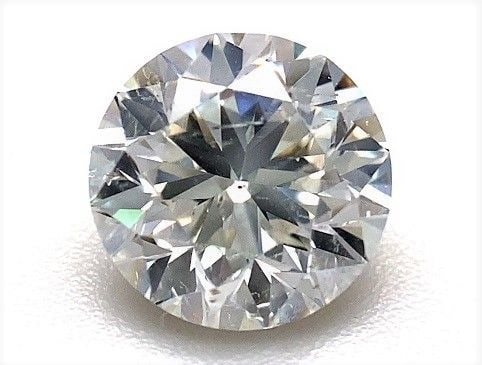 Loose Diamond - ROUND 1.51ct I SI2: Loose Diamond - ROUND 1.51ct I SI2 Source: Natural Shape: ROUND Carats: 1.51 Color: I Clarity: SI2 Certification: GIA The Diamond Depot Guarantee: All items in this auction are guaranteed to be 100% a