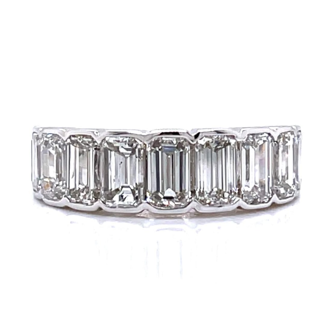 Platinum Diamond Anniversary Band 5.10 Ct 13 Diamonds F-G VVS-VS2: Platinum Diamond Anniversary Band 5.10 Ct 13 Diamonds F-G VVS-VS2 This exquisite Platinum Diamond Anniversary Band features 13 dazzling diamonds totaling approximately 5.10 carats. With a color grade 