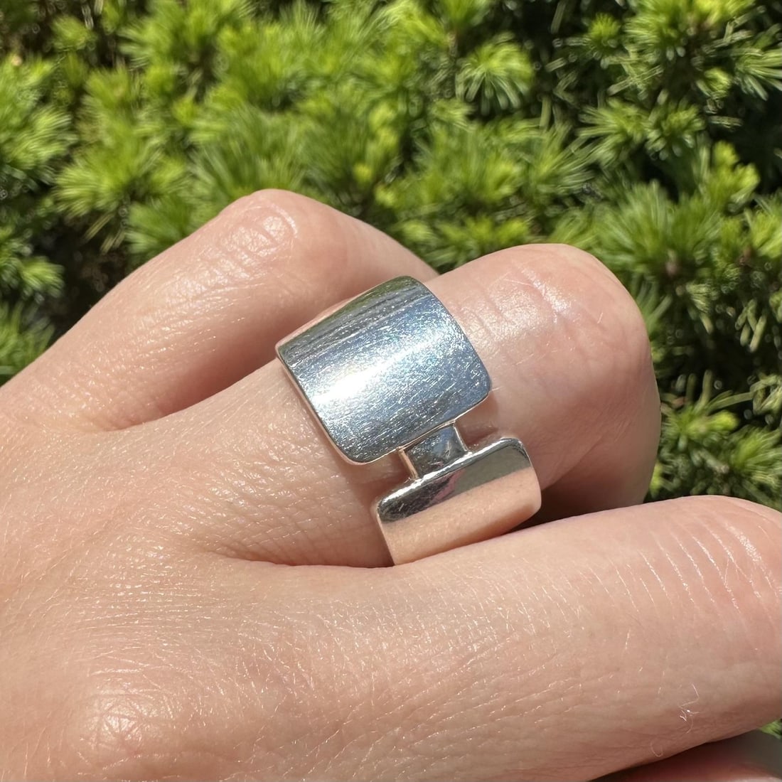 Sterling Silver Wide Band Metee-00 Ring Size 7: Sterling Silver Wide Band Metee-00 Ring Size 7 This Naula Studio wide band ring is crafted from sterling silver and designed for unisex adults. The ring features a sleek band style with a substantial 