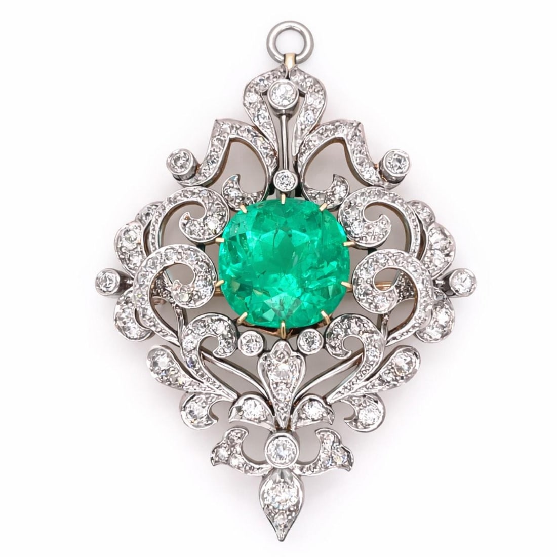 GIA Certified Colombian Emerald Diamond Pendant Brooch 18K Gold Platinum Top: GIA Certified Colombian Emerald Diamond Pendant Brooch 18K Gold Platinum Top This pendant and brooch combination is crafted from 18K yellow gold with a platinum top, featuring a GIA certified Colombia